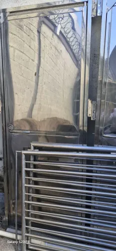 Porta de aço inoxidável inox Segurança total