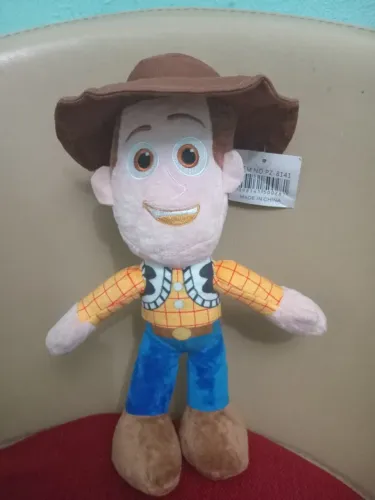 Woody Toy Story pelúcia 28 cm