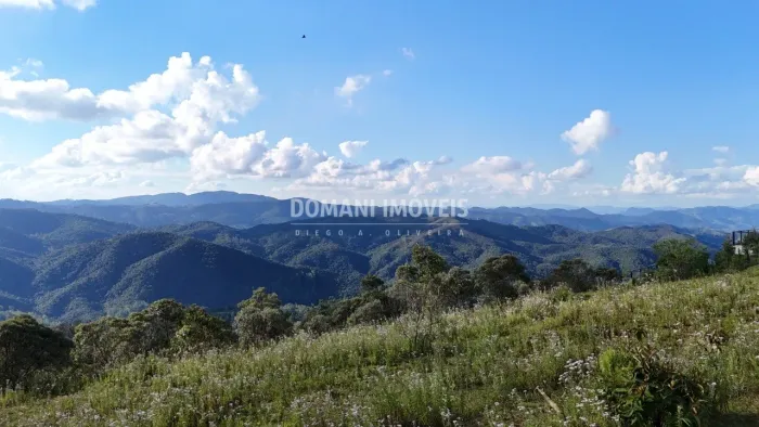 Área de Terreno Espetacular em Condomínio na Região da Pedra do Fogo - Campos do Jordão/SP
