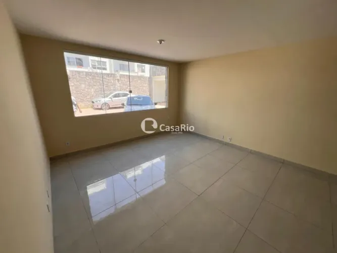 Tanque | Casa 2 quartos, sendo 1 suite