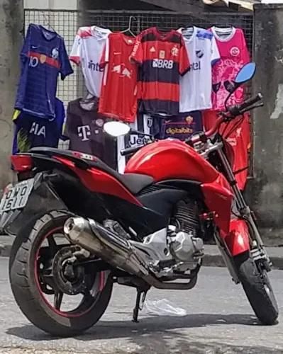 Vendo ou troco Cb 300