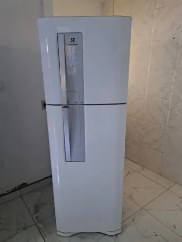 Geladeira Electrolux Fross Free