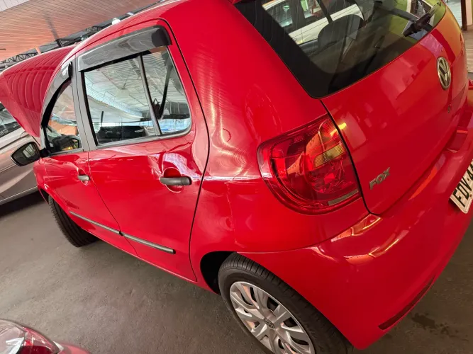 Volkswagen Fox 1.6 MI I Motion Total Flex 8V 5P 2013