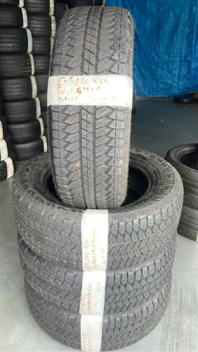 Pneus 275/60 R20 Bridgestone  dueler novo 