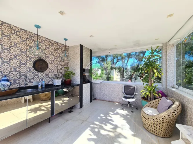 Linda Cobertura de 300 m2 na Barra da Tijuca