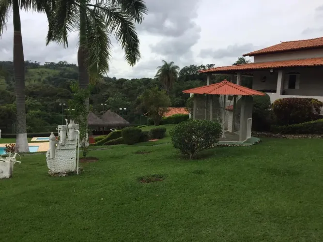 Casa em Condomínio à venda, 7 quartos, 5 suítes, 4 vagas, Ipê Amarelo - Esmeraldas/MG