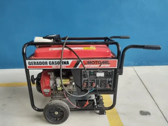 GERADOR DE ENERGIA MOTOMIL 8.000 KVA