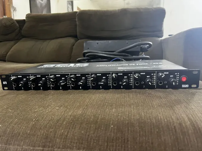 Amplificador de fone - AF8 Santo Angelo System + Medusa de 12 canais.