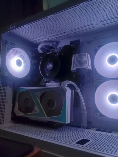 PC gamer Ryzen 5 4500+ Rtx2060S