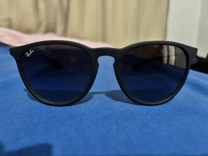 Óculos Ray-ban Erika RB4171