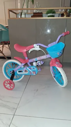 Bicicleta infantil aro 12 em estado de novo