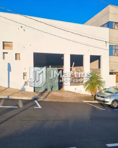 Galpão comercial para locação no Centro de São Carlos/SP