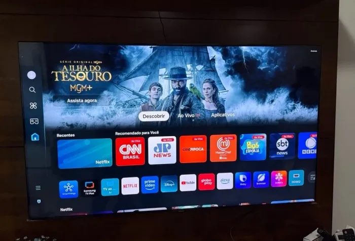 Smart tv Samsung 55 sem detalhes na caixa