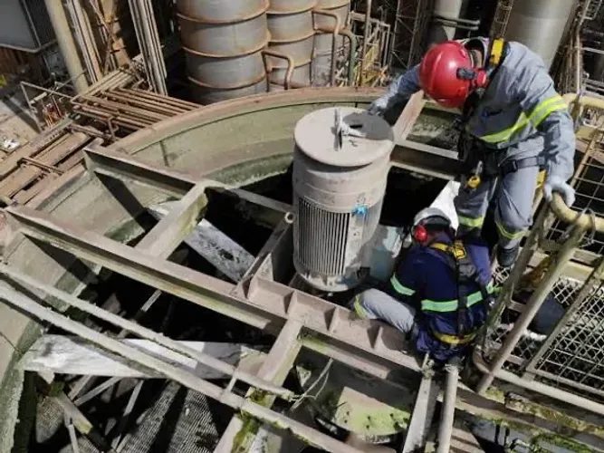 Mecânico de equipamentos industrial