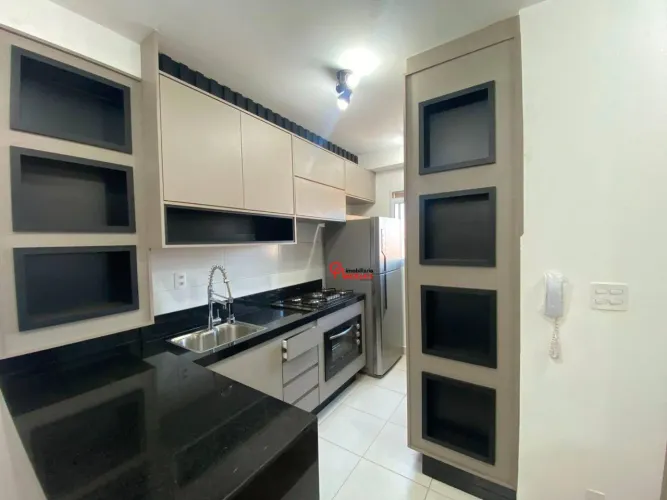 Apartamento com 2 dormitórios à venda, 42 m² por R$ 245.000 - Loteamento Planalto do Sol -