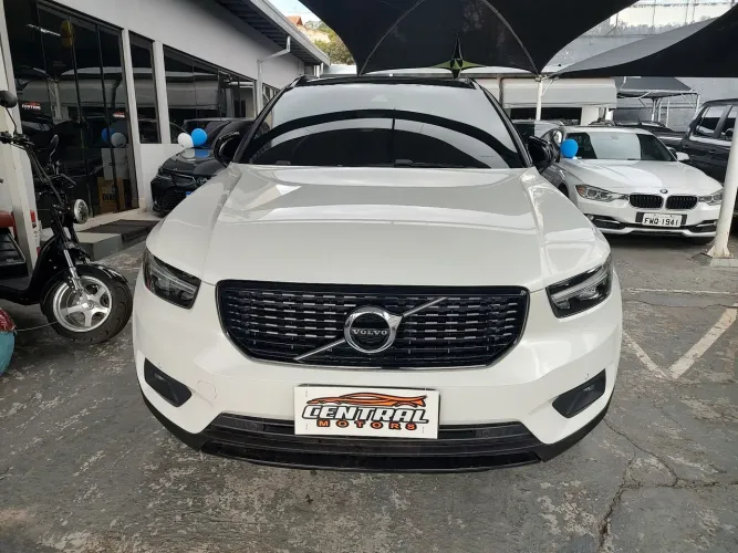 Volvo XC40 T-5 R-design 2.0 252cv AWD 2019