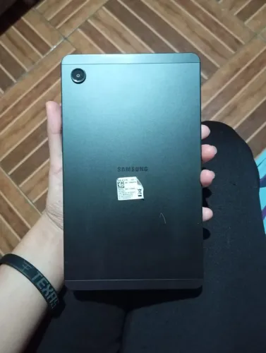 Vendo tablet Samsung galaxy A9