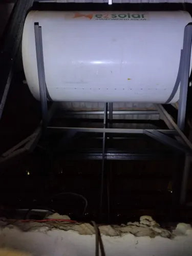 Aquecedor solar, boiler 200 litros e 2 placas 1x1m
