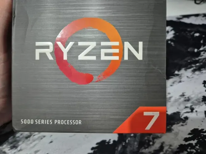 AMD Ryzen 7 5700X