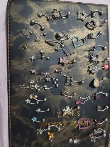 Lote com 45 piercings diversos em aço cirúrgico