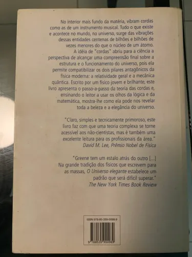 Livro O universo elegante 