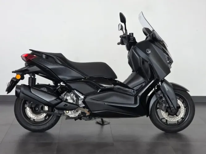 Yamaha XMAX ABS 300 CONNECTED