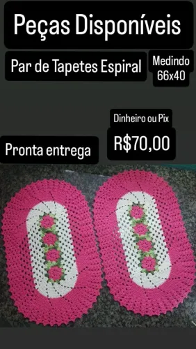 Par de tapetes de crochê