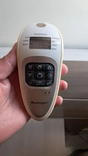 Vendo ar condicionado conservado
