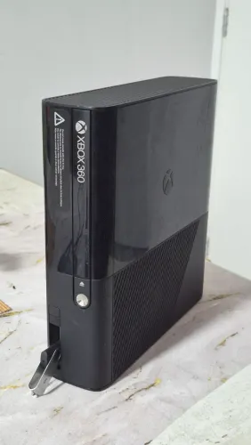 Xbox 360, Desbloqueado, com controle original!