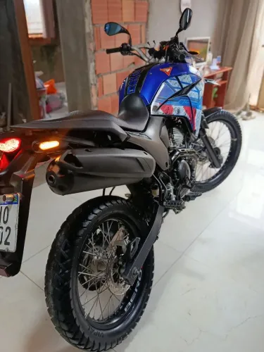 Xtz Lander 250