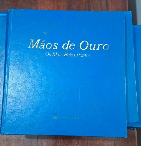 Coleção Completa MÃOS DE OURO, 5 Volumes. Editora Abril.