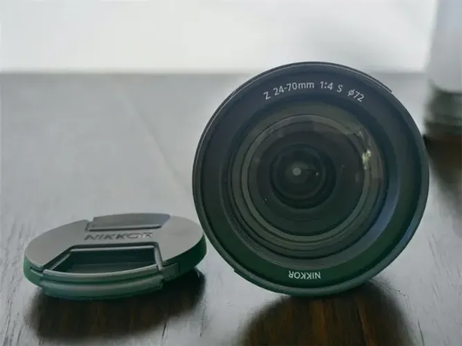Vendo lente Nikon z 24x70 f4s