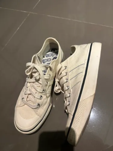 tênis retrô adidas Nizza RF 74 'Ecru Tint'