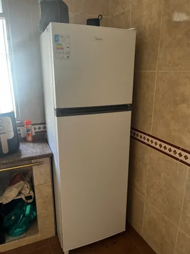 Geladeira Midea