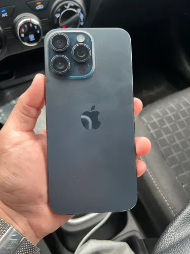 iPhone 15 pro Max 256gb