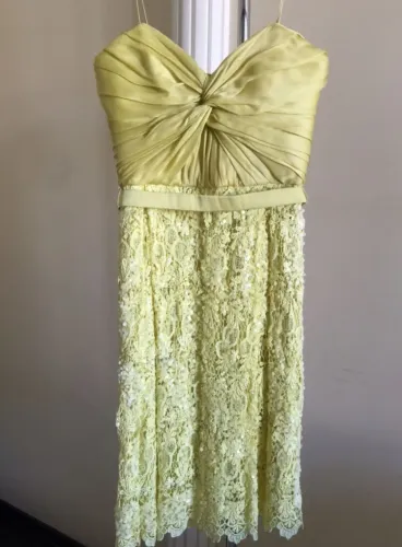 Vestido MIDI festa em paetê na cor menta , da marca barbara bela , Tam 38