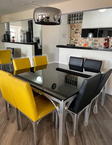 Mesa de jantar 8 lugares