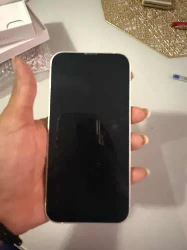 Vendo iPhone 13 /128g em bom estado de conservação,
