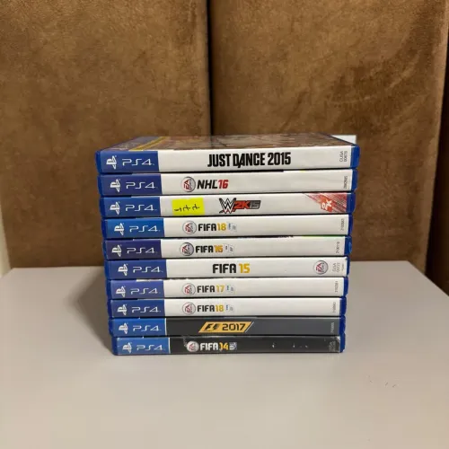 Lote 10 Jogos PS4 Originais em Mídia Física