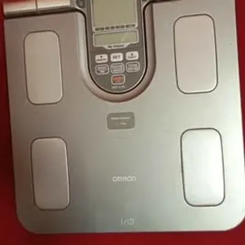 Balança Bio impedância Omron