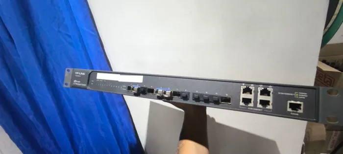 Switch Gigabit TP-Link L2 SFP de 12 portas Modelo TL-SG5412F