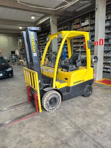 Empilhadeira Hyster 1.8T