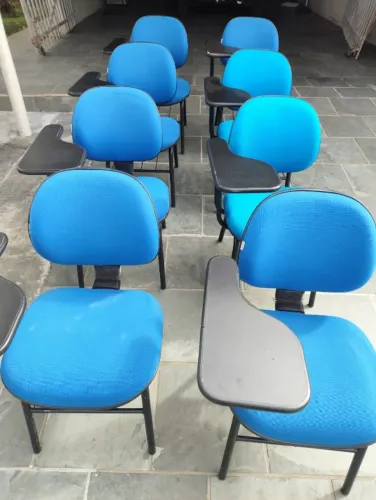Cadeiras escolares