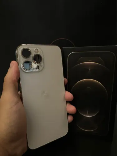 Iphone 16 pro max Desert
