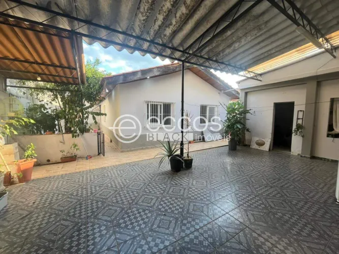 Casa à venda, 3 quartos, 3 vagas, Cidade Jardim - Sorocaba/SP