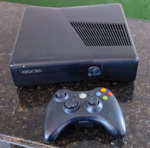 Xbox 360 Slim - RGH 3.0 + LT