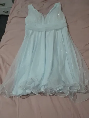Vestido de Festa Branco com Brilho