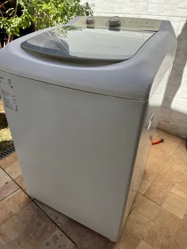 Máquina de lavar Cônsul