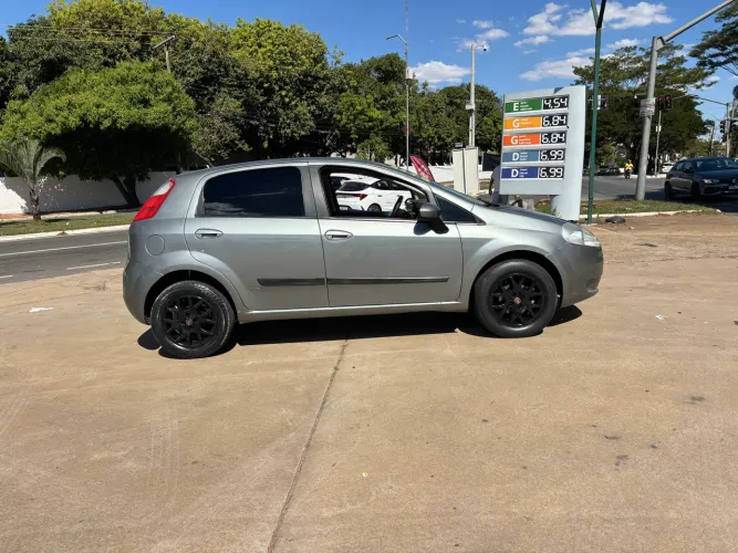 Fiat Punto ELX 1.4 Fire Flex 8V 5P 2009