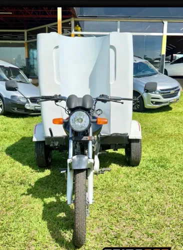 Titan 150cc tipo triciclo 